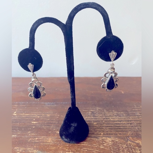 ❤️Sterling Silver Marcasite and Onyx earrings - Picture 1 of 6